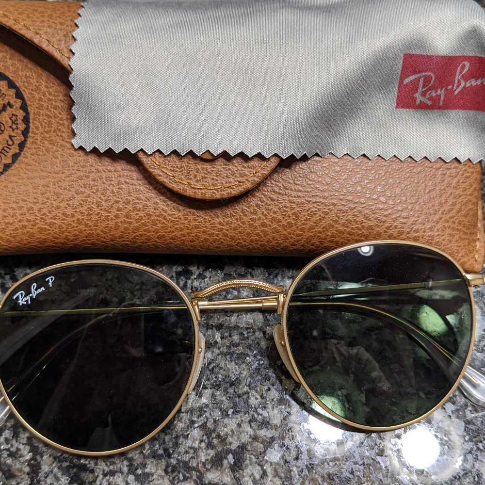 Polarized round polished gold Ray Bans